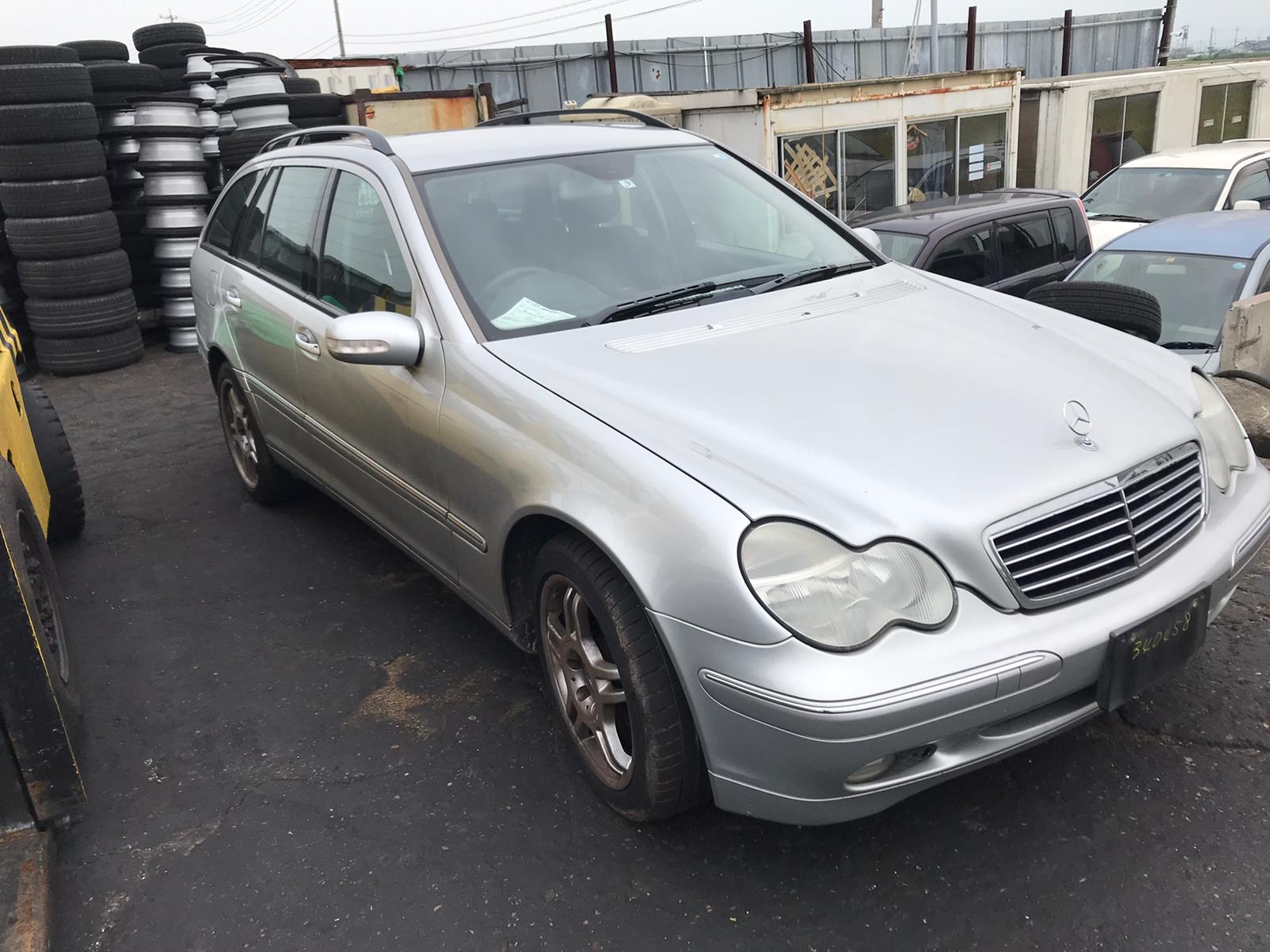 Авто по запчастям на Mercedes-Benz C-Class WDB2032422F456524