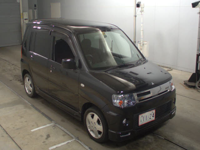 Mitsubishi Minica 2009