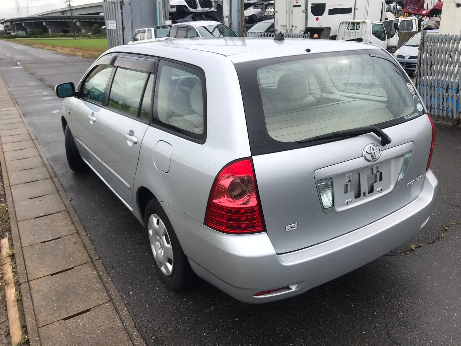 Toyota Corolla Fielder 2005