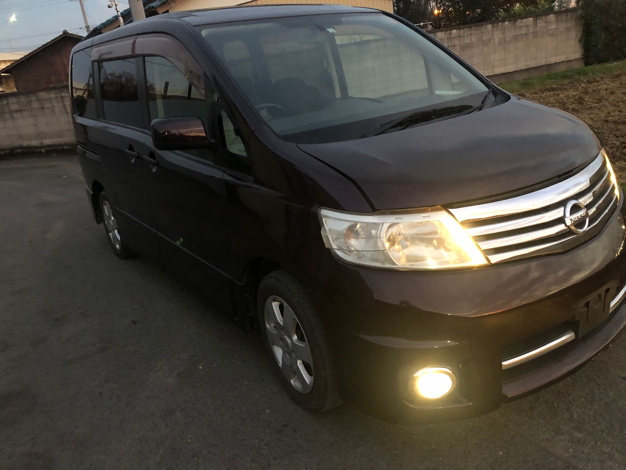 Авто по запчастям на Nissan Serena CC25