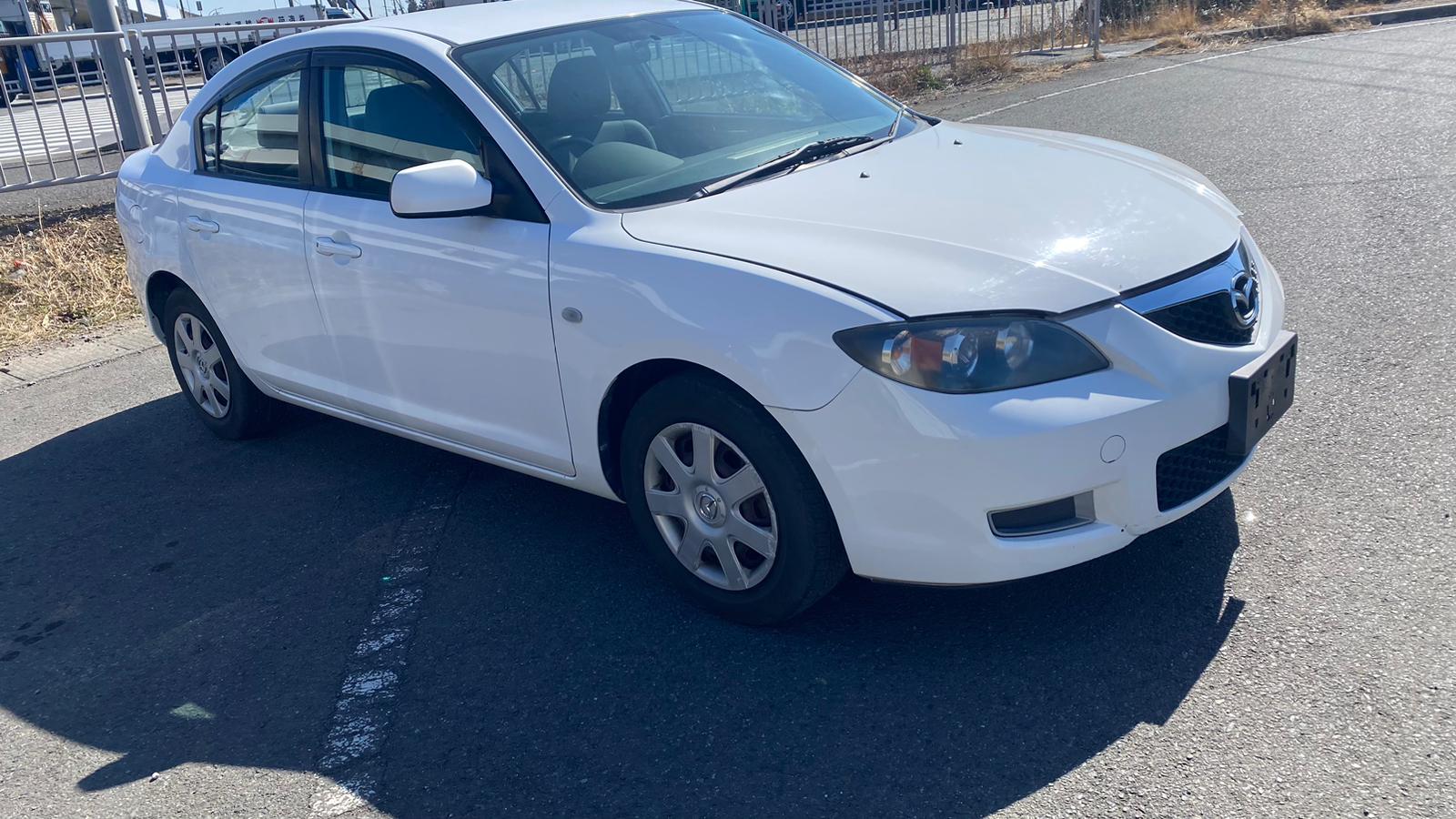 Авто по запчастям на Mazda Axela BK5P