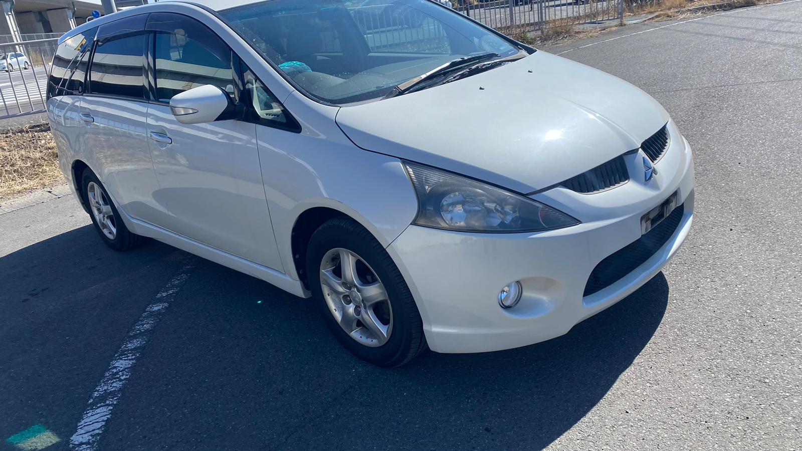 Авто по запчастям на Mitsubishi Grandis NA4W