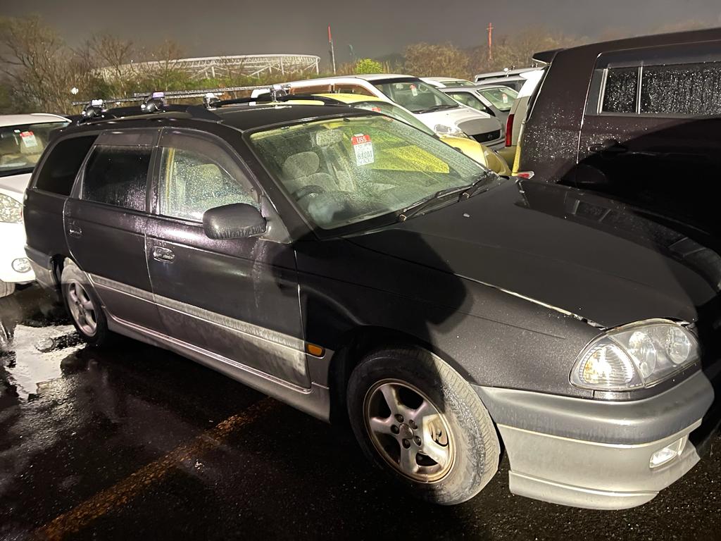 Авто по запчастям на Toyota Caldina ST210G
