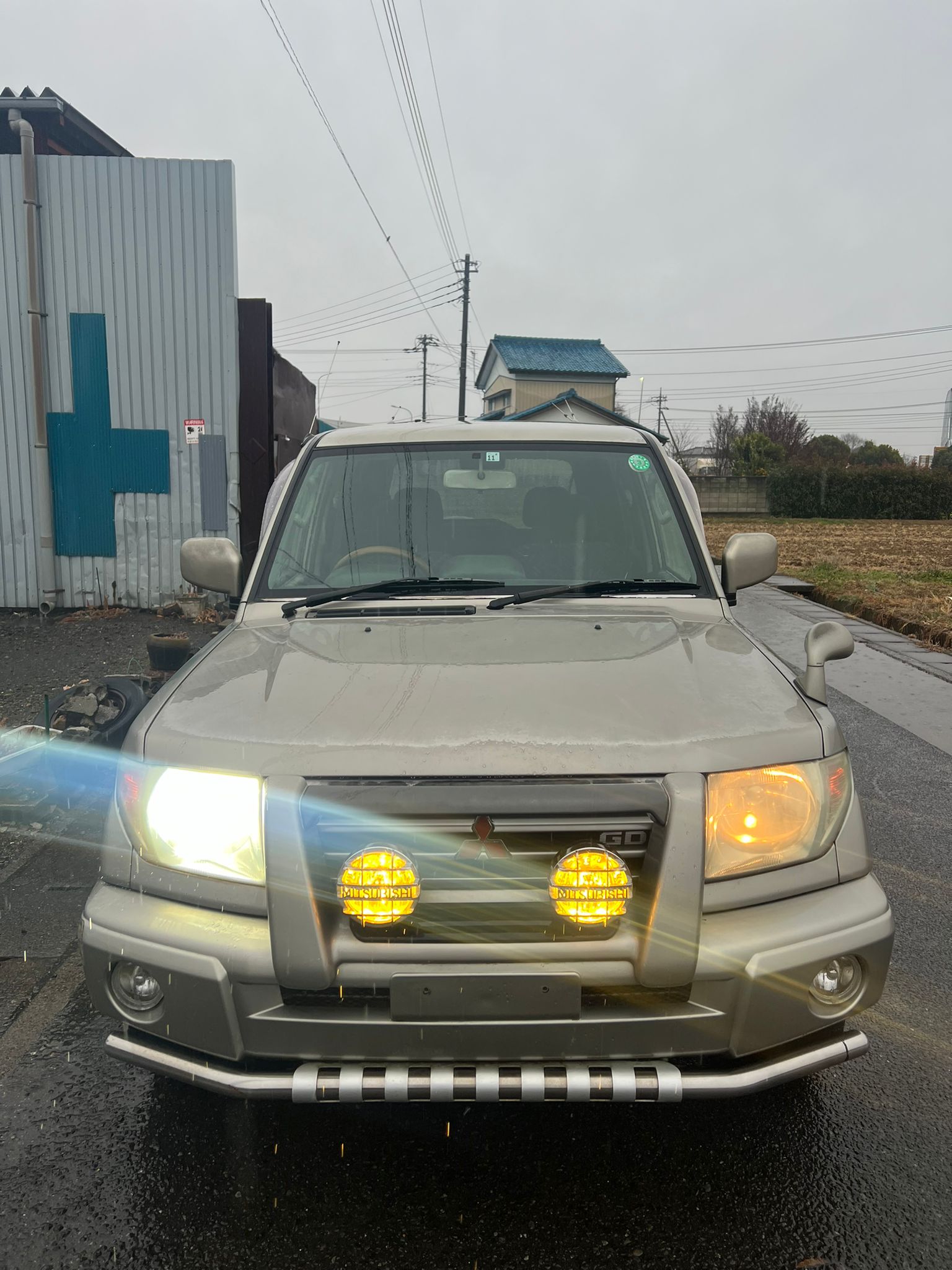 Авто по запчастям на Mitsubishi Pajero Io H76W