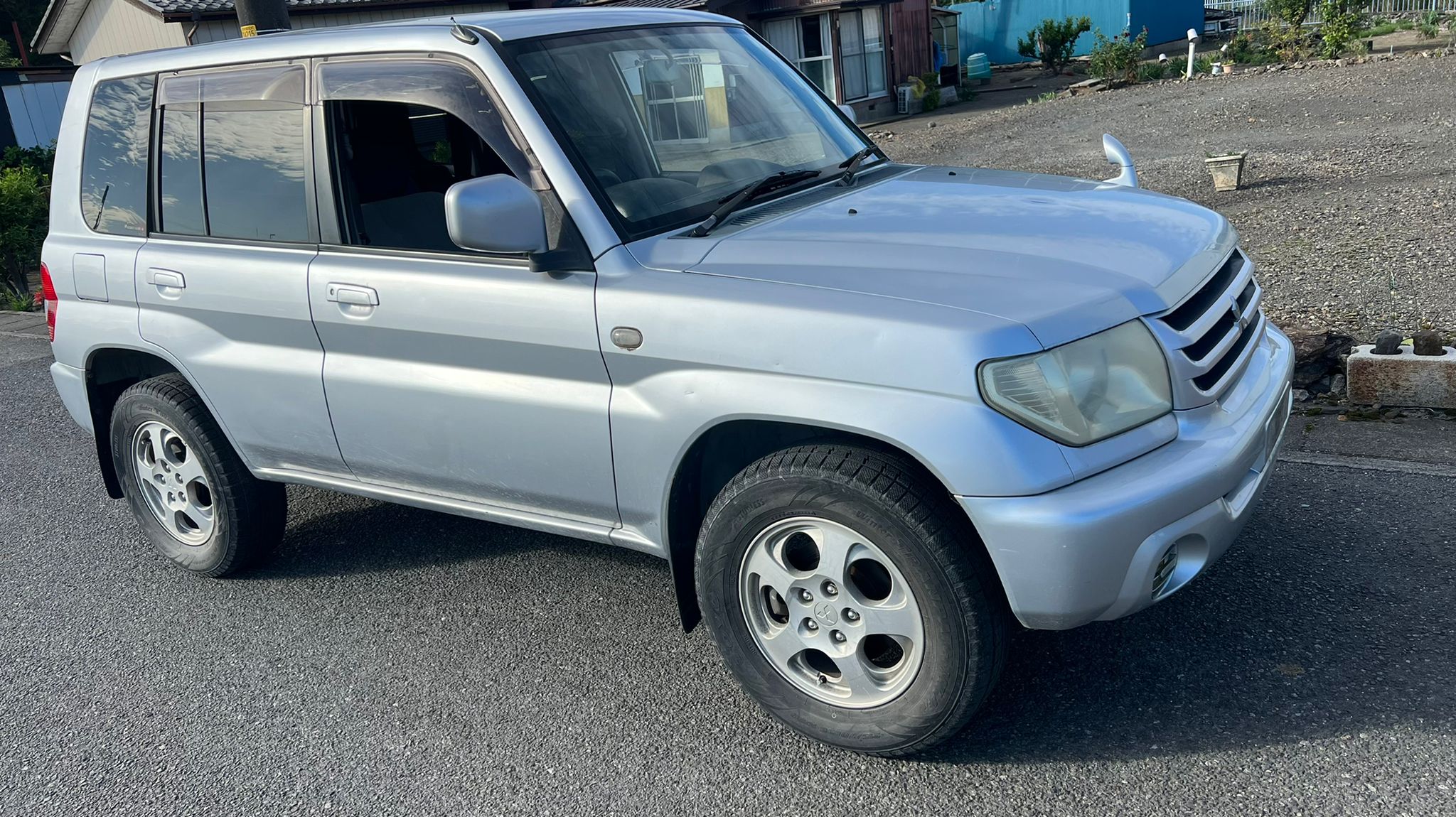 Авто по запчастям на Mitsubishi Pajero Io H77W