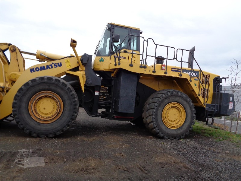 Погрузчик 600. Погрузчик Комацу wa600. Komatsu wa600-6. Фронтальный погрузчик Komatsu wa600. Комацу WA 600.