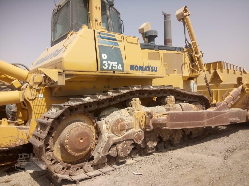 Бульдозер д 375. Komatsu d375. Бульдозер Komatsu d375a-5d. Komatsu d375a-5. Komatsu 375.